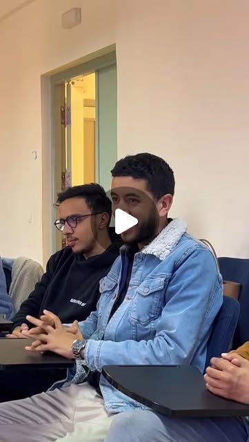 Prendre la parole, faire société.